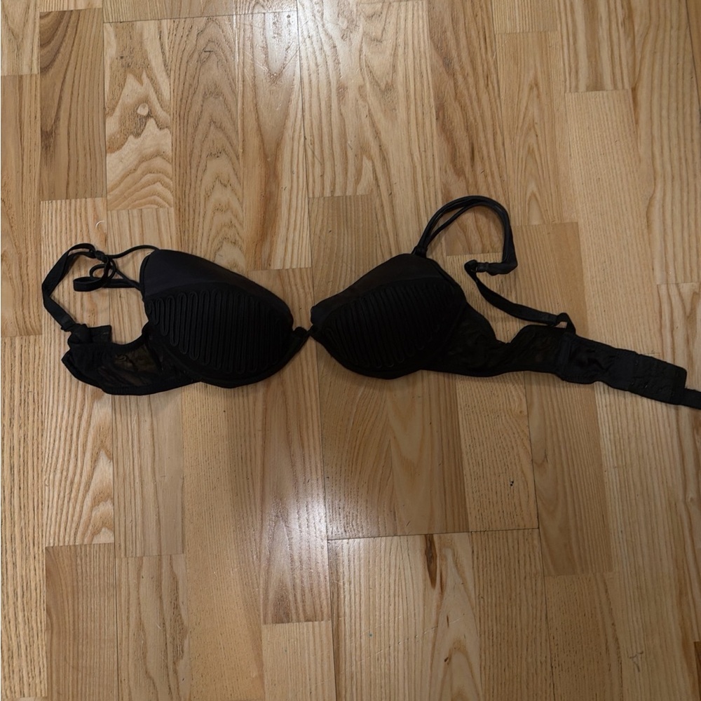 La Perla Elegant Black Lace Bra